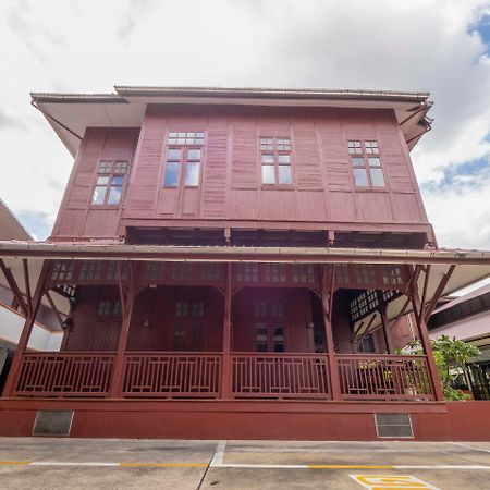 Oyo 1089 Baan Boran Hotel Bangkok Exterior photo