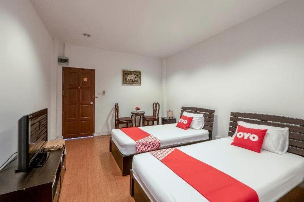 Oyo 1089 Baan Boran Hotel Bangkok Exterior photo