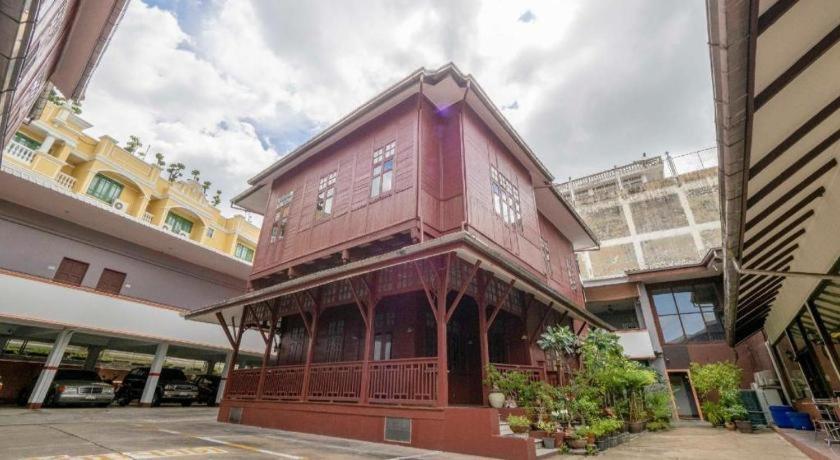 Oyo 1089 Baan Boran Hotel Bangkok Exterior photo